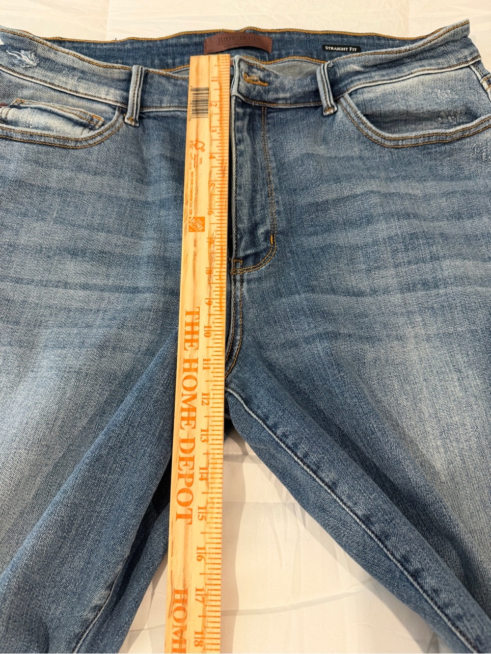 Judy Blue Women’s Light Wash Distressed Hem Straight Leg Jeans Size 18W - Picture 8 of 14